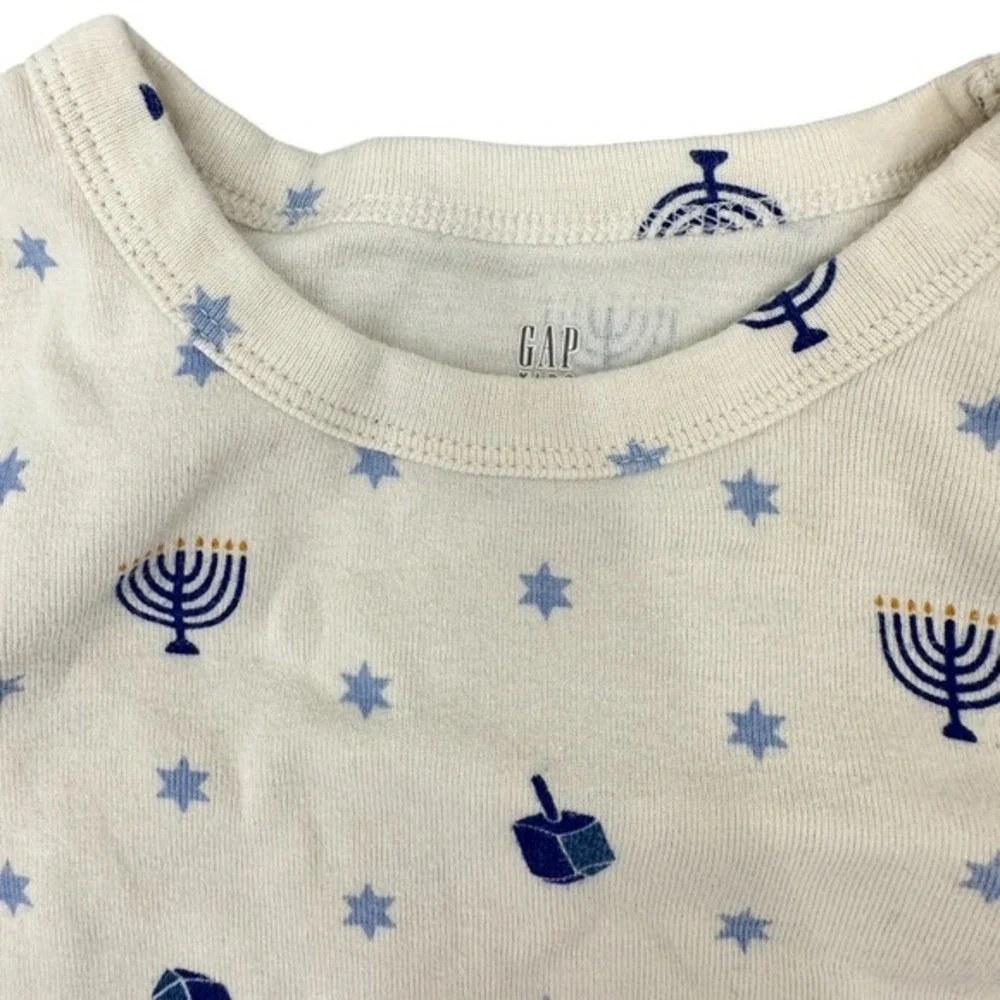 GAP Kids Boys Girls Hanukkah Pajamas Size 8 Organic Cotton Menorah Dreidel Stars